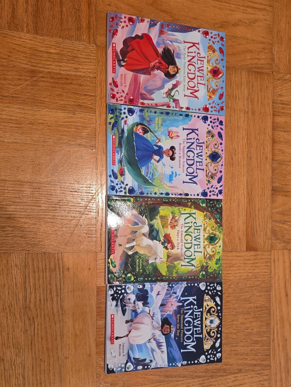 Scholastic Jewel Kingdom Book Set - Red Blue Green Purple Black Covers